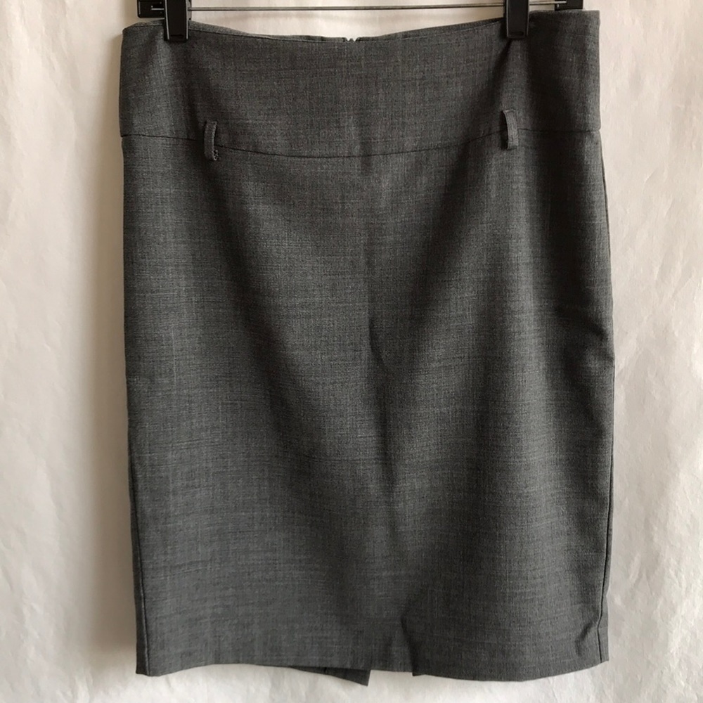 Heart Moon Star gray pencil skirt, size 6